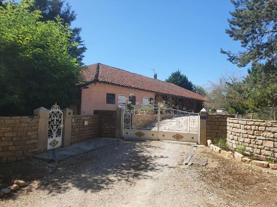 Villa Dependance Pour 1 A 4 Pers Au Calme Dans Propriete à Marboz Extérieur photo